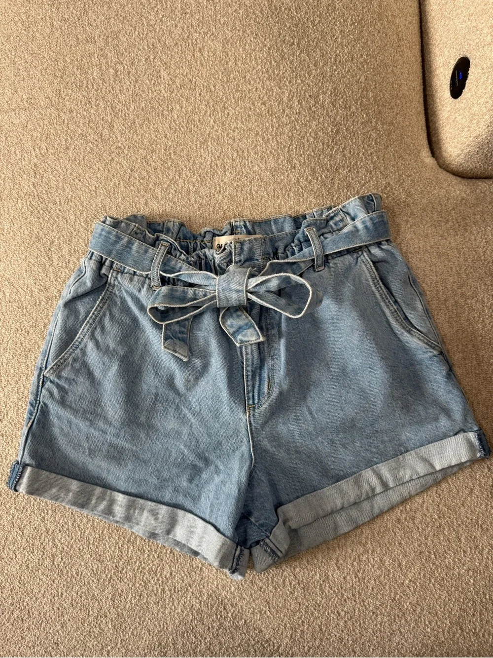 Garage ClothingHigh-Waist Light Blue Denim Paperbag Shorts with Belt (Size 5)